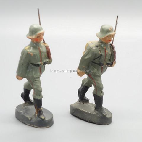 Schusso - Lot mit 2 Schusso Massefiguren, Soldaten der Wehrmacht